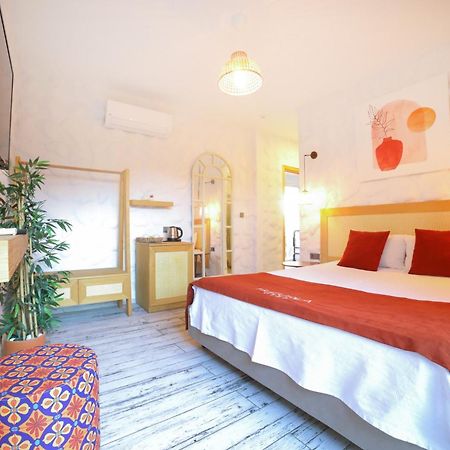 Huzurla Otel İzmir Exterior photo