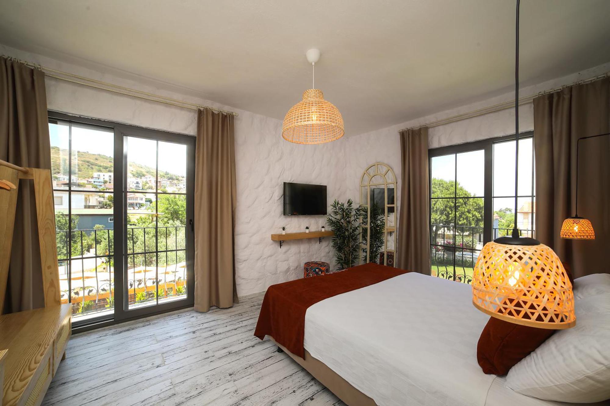 Huzurla Otel İzmir Exterior photo