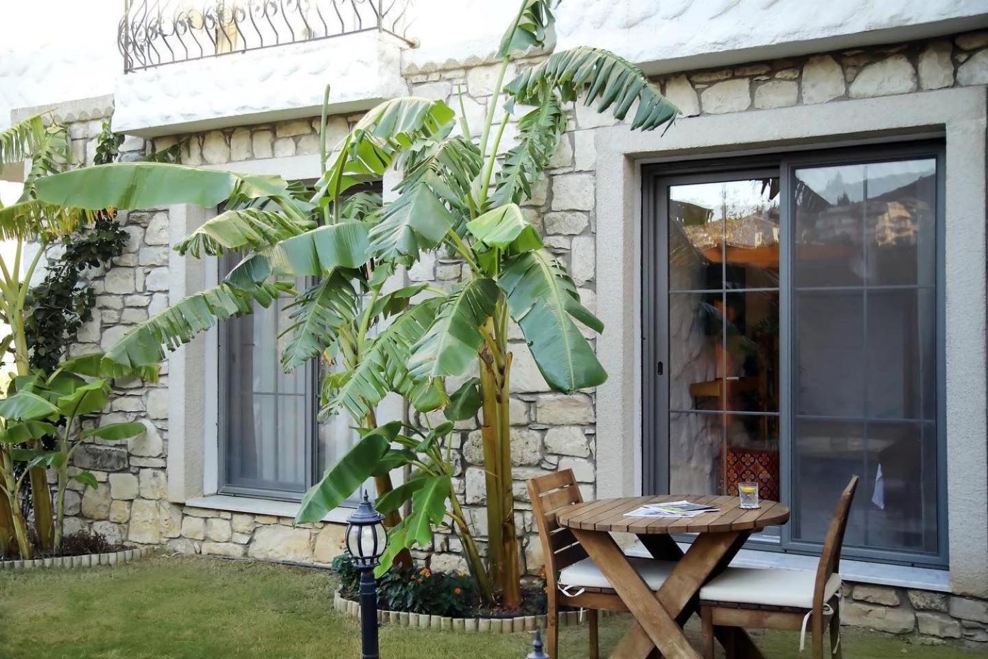 Huzurla Otel İzmir Exterior photo